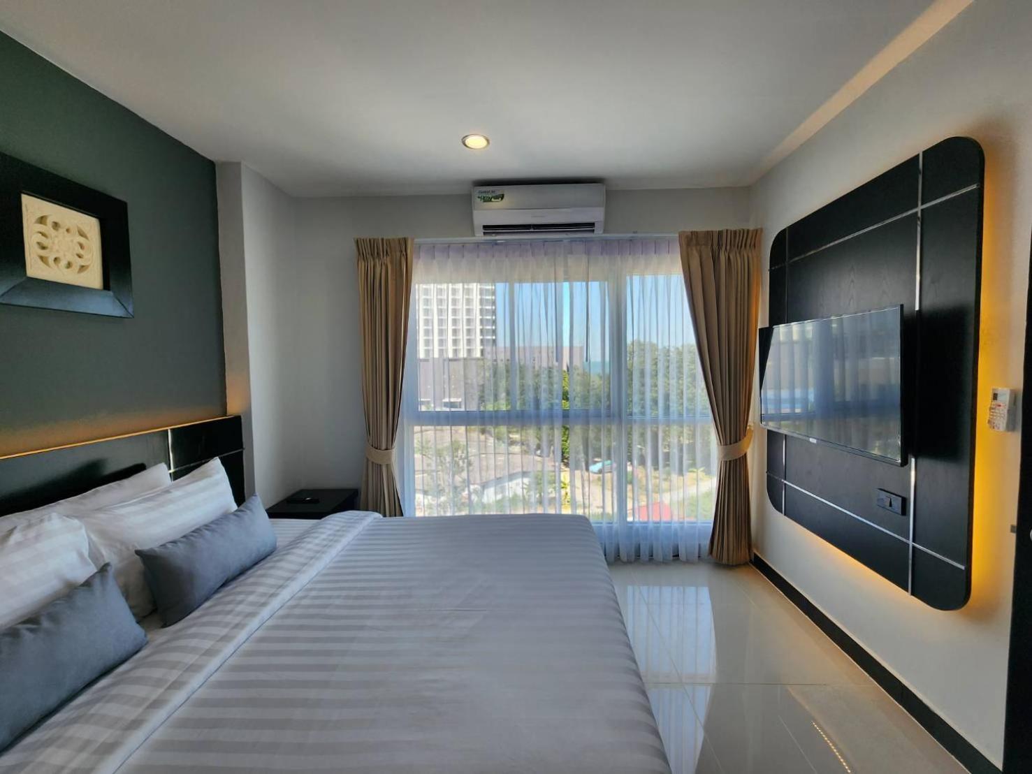 Lhc Hotel And Resort Pattaya Εξωτερικό φωτογραφία