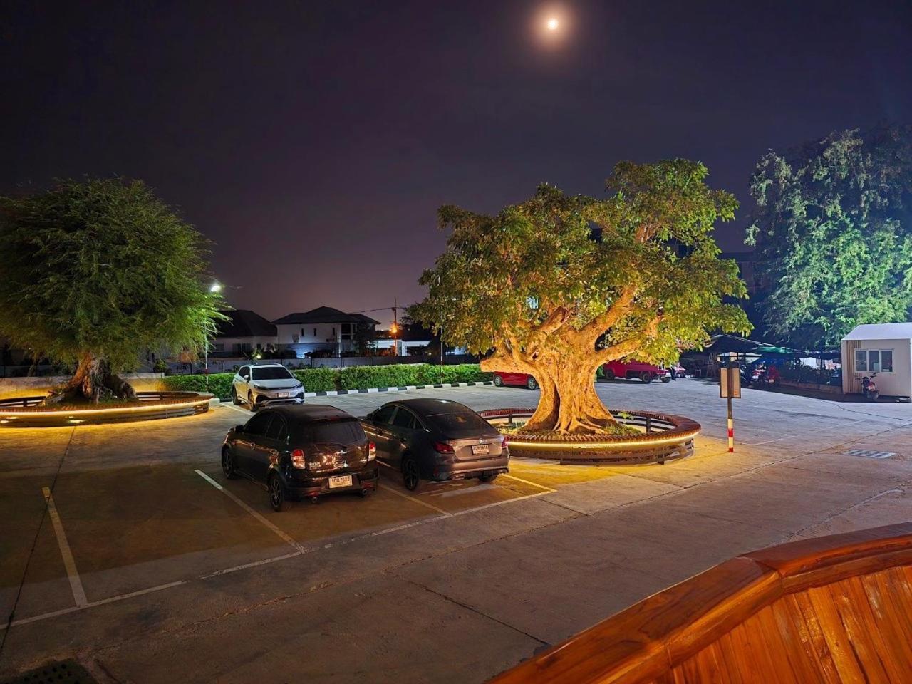 Lhc Hotel And Resort Pattaya Εξωτερικό φωτογραφία